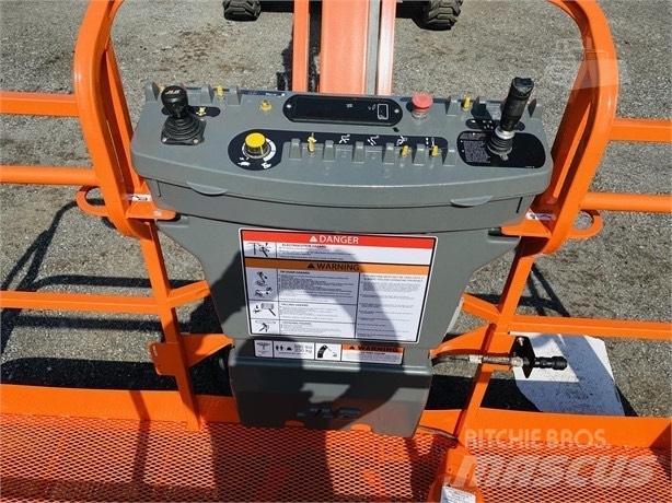 JLG 460 SJ Teleskopiskie pacēlāji