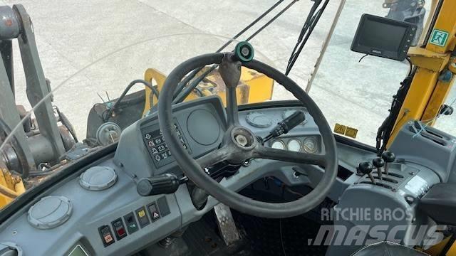 Volvo L 90 Iekrāvēji uz riteņiem
