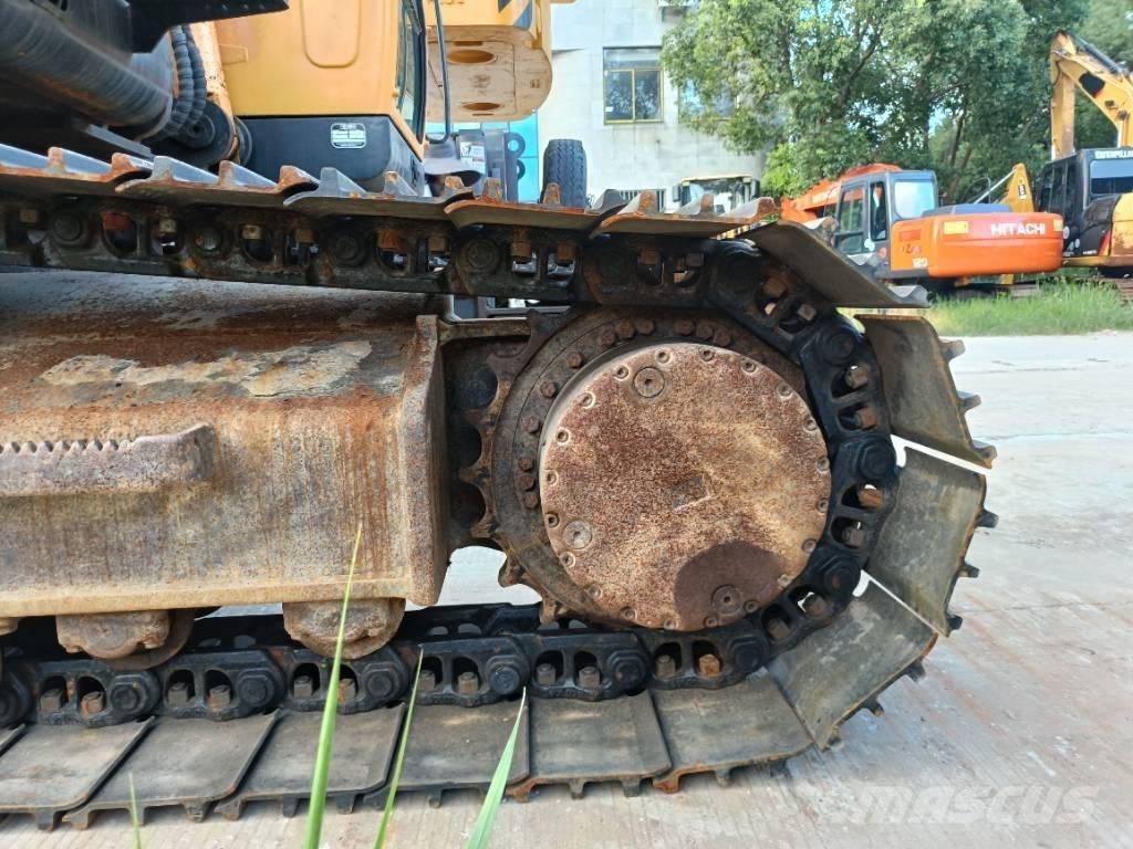 Hyundai R220LC-9 Kāpurķēžu ekskavatori