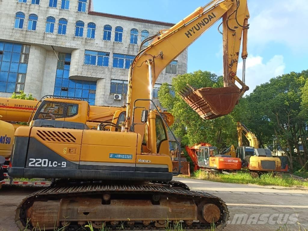 Hyundai R220LC-9 Kāpurķēžu ekskavatori