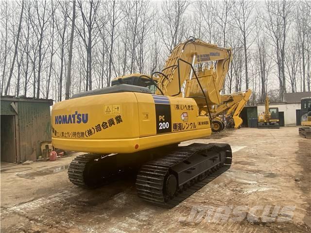 Komatsu PC 200-7 Kāpurķēžu ekskavatori