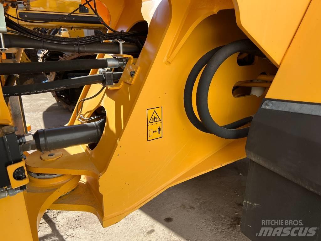 Volvo L180H Iekrāvēji uz riteņiem