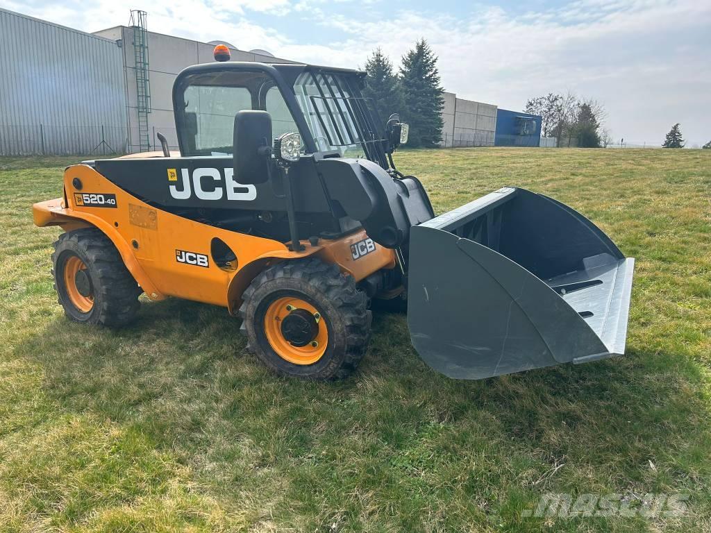 JCB 520-40 Teleskopiskie manipulatori