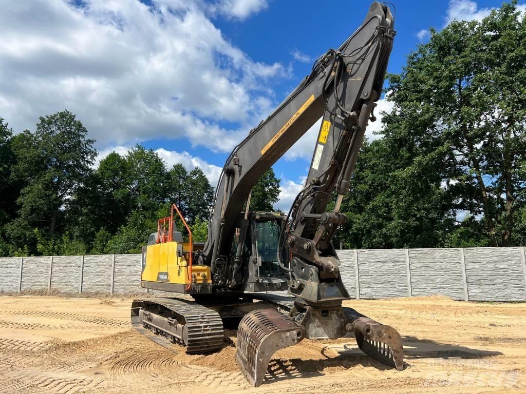 Volvo EC 220 DL Kāpurķēžu ekskavatori