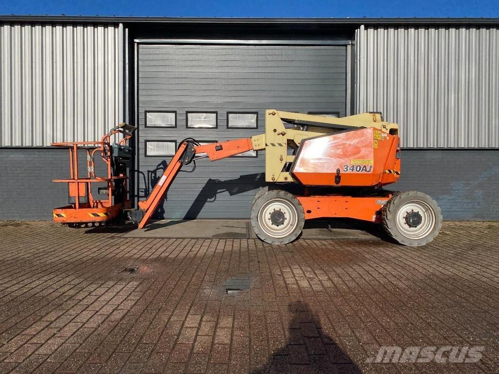 JLG 340AJ Strēles pacēlāji