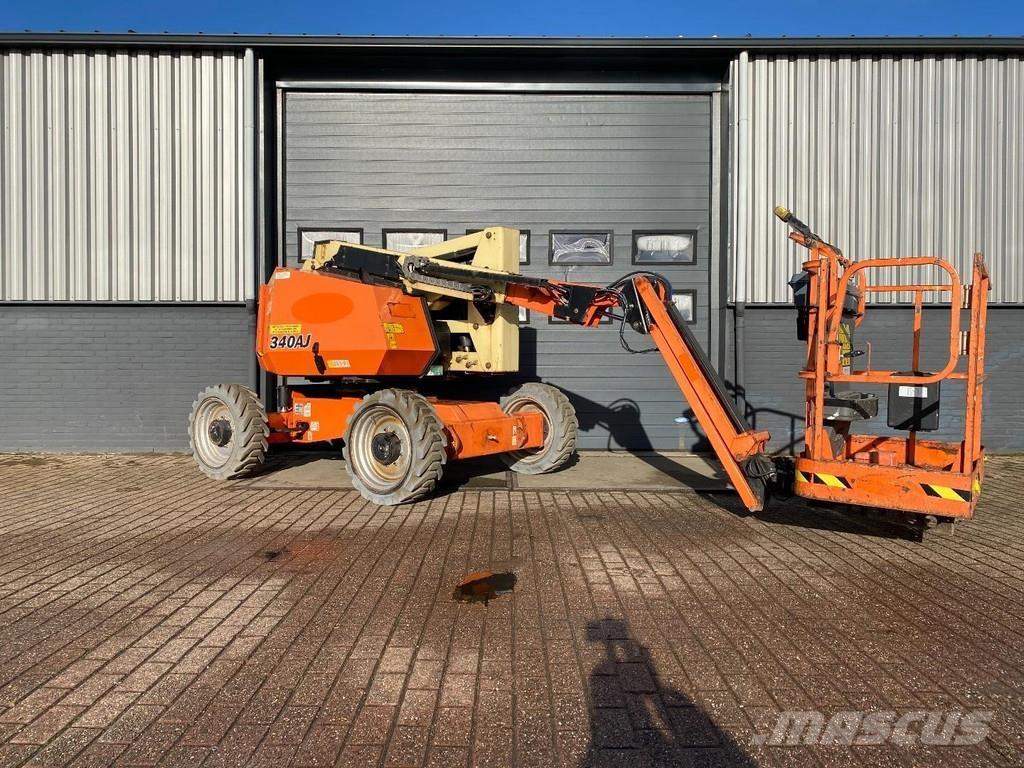 JLG 340AJ Strēles pacēlāji