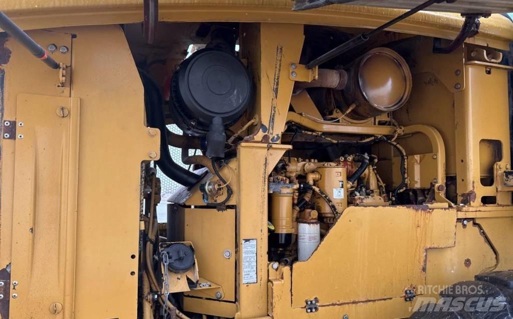 CAT 938 K Iekrāvēji uz riteņiem