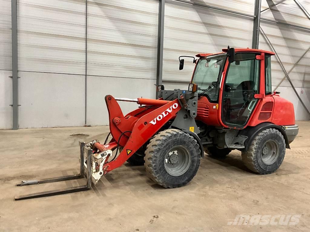 Volvo L 25 F Iekrāvēji uz riteņiem