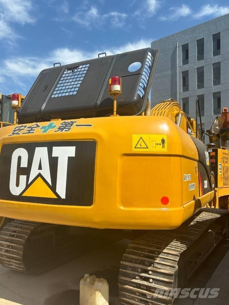 CAT 320D Kāpurķēžu ekskavatori