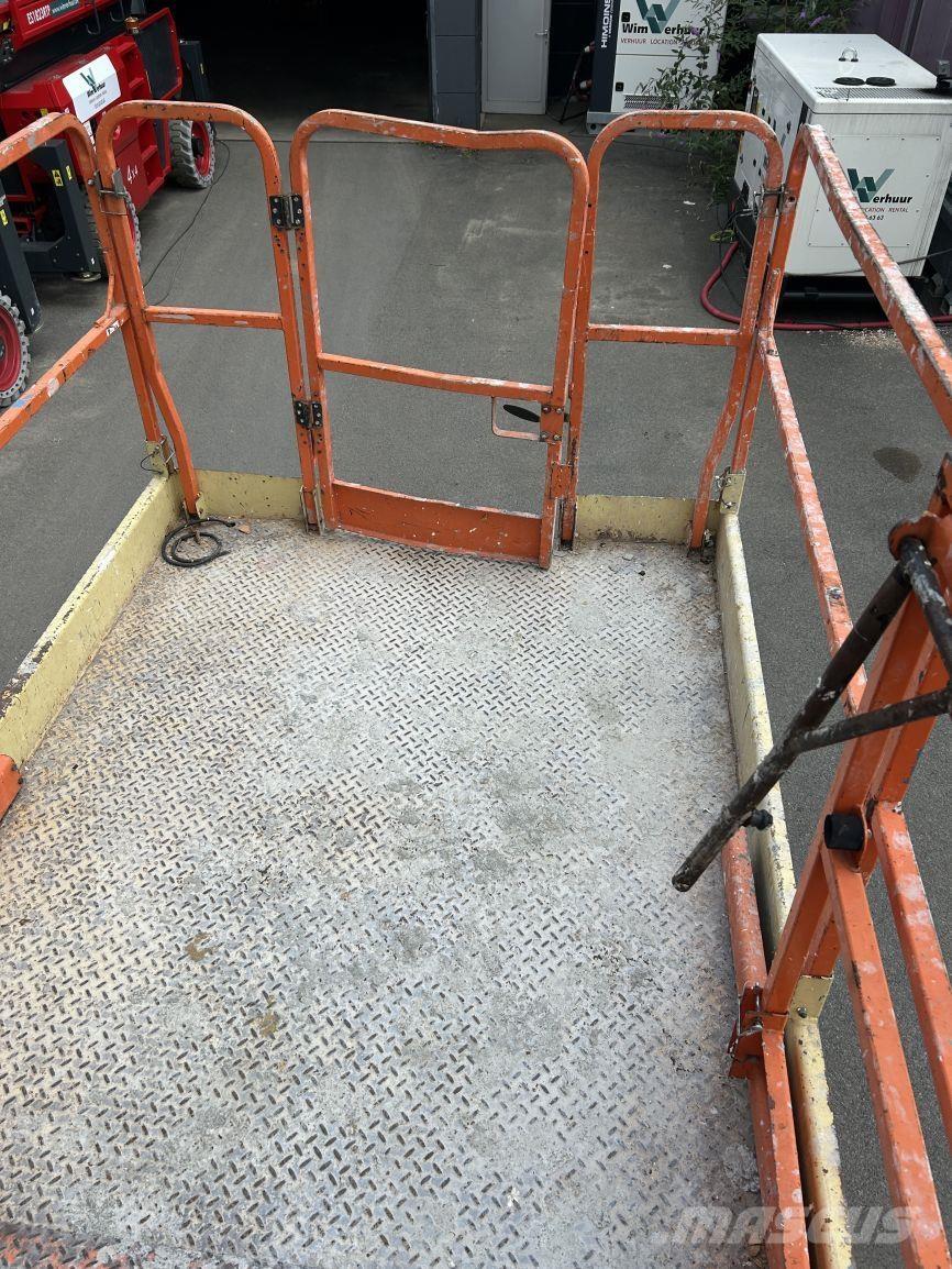 JLG 4069 LE (3524) Šķerveida pacēlāji