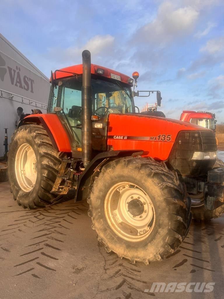 Case IH MX 135 Traktori