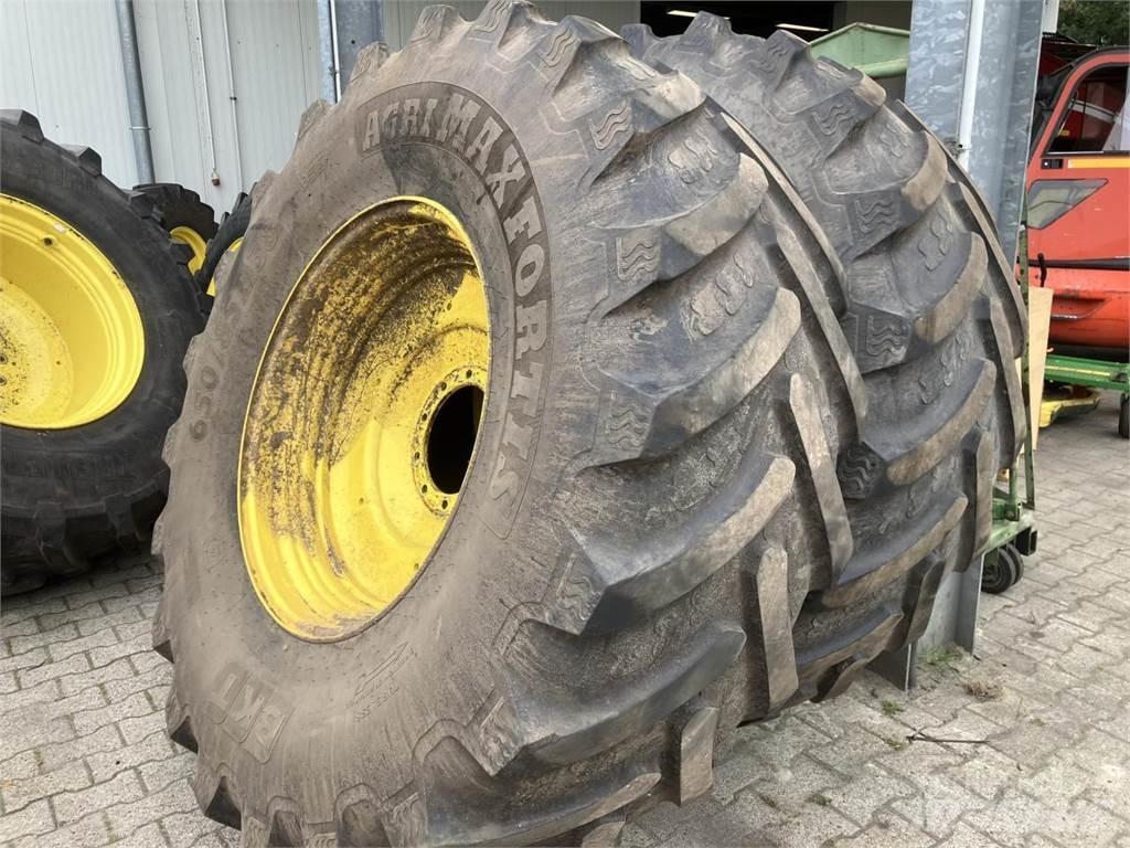 BKT 650/85R38 Riepas, riteņi un diski