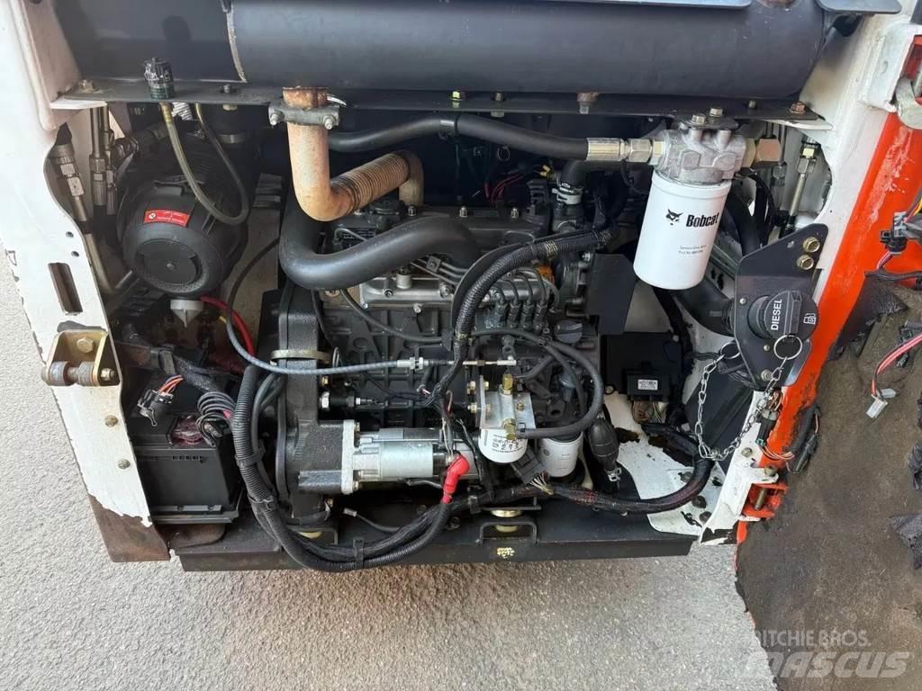 Bobcat S100 Lietoti riteņu kompaktiekrāvēji
