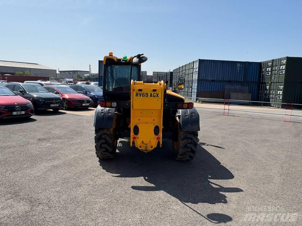 JCB 535-95 Teleskopiskie manipulatori