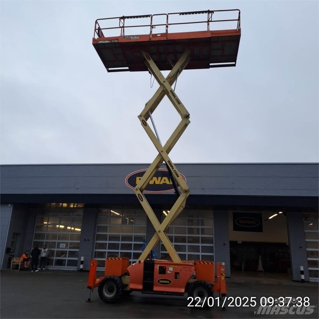 JLG 3394RT Šķerveida pacēlāji