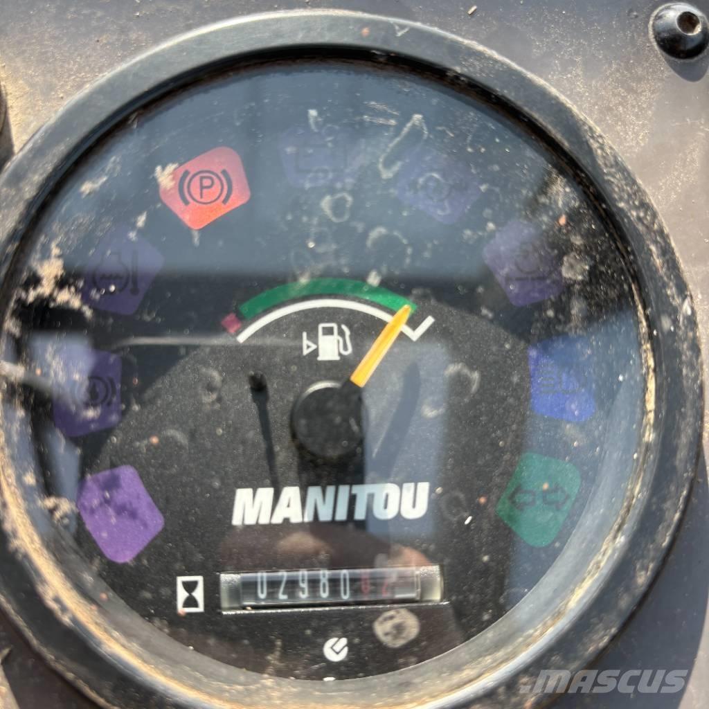 Manitou M 30.4 Apvidus autokrāvējs