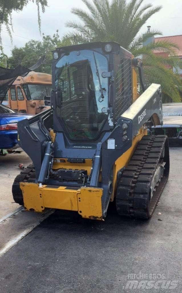 John Deere 331G Lietoti riteņu kompaktiekrāvēji