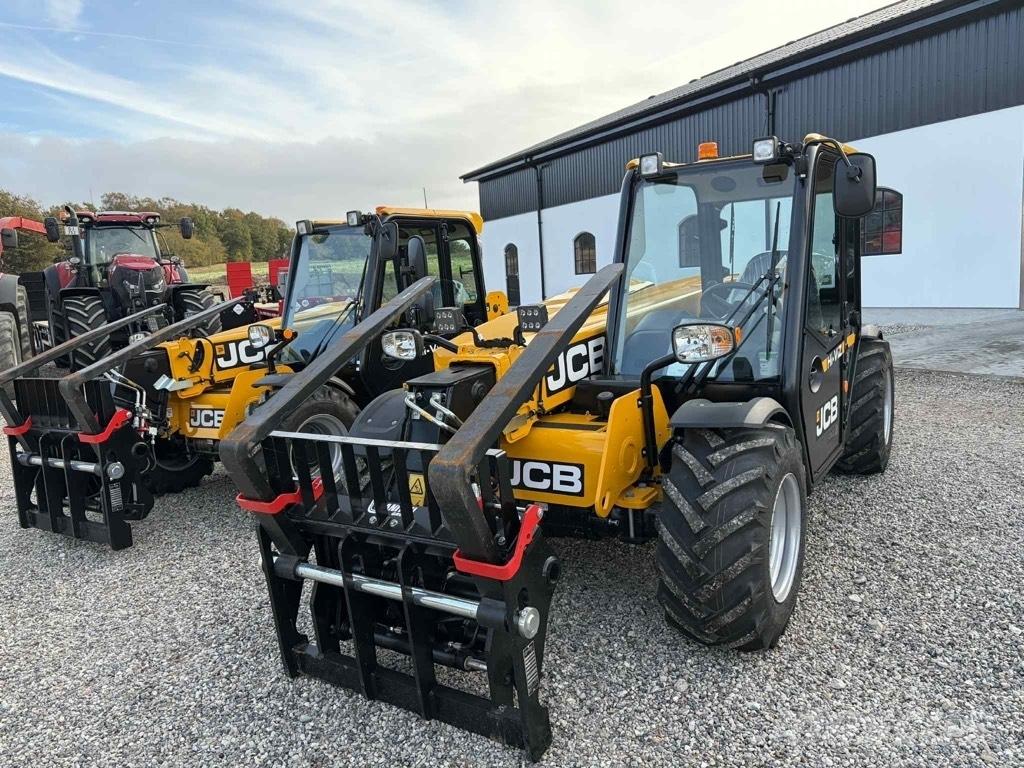 JCB 525-60 Hi-Viz Teleskopiskie manipulatori