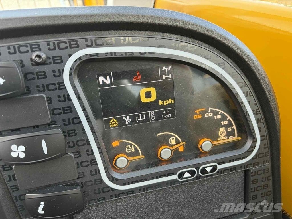 JCB 525-60 Hi-Viz Teleskopiskie manipulatori