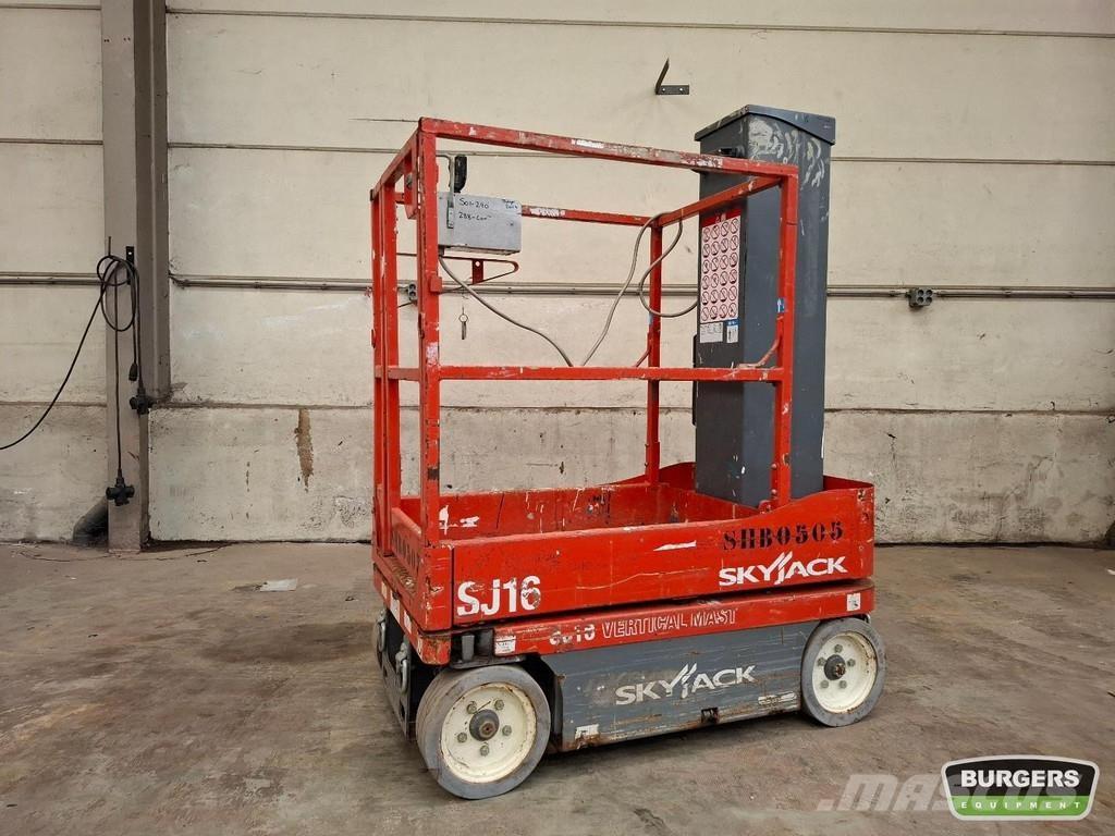 SkyJack SJ16 Citi pacēlāji un platformas