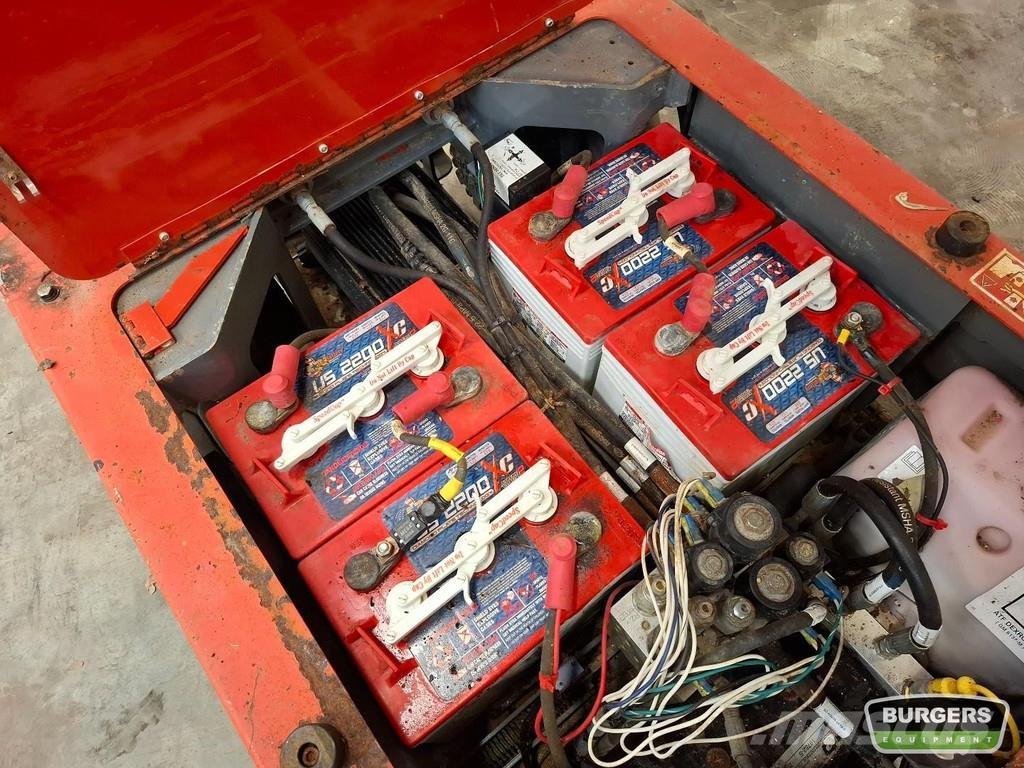 SkyJack SJ16 Citi pacēlāji un platformas