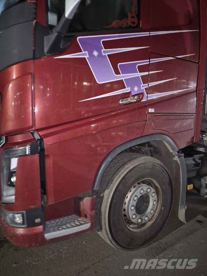 Volvo FH16 8x4  750 Kokvedēji