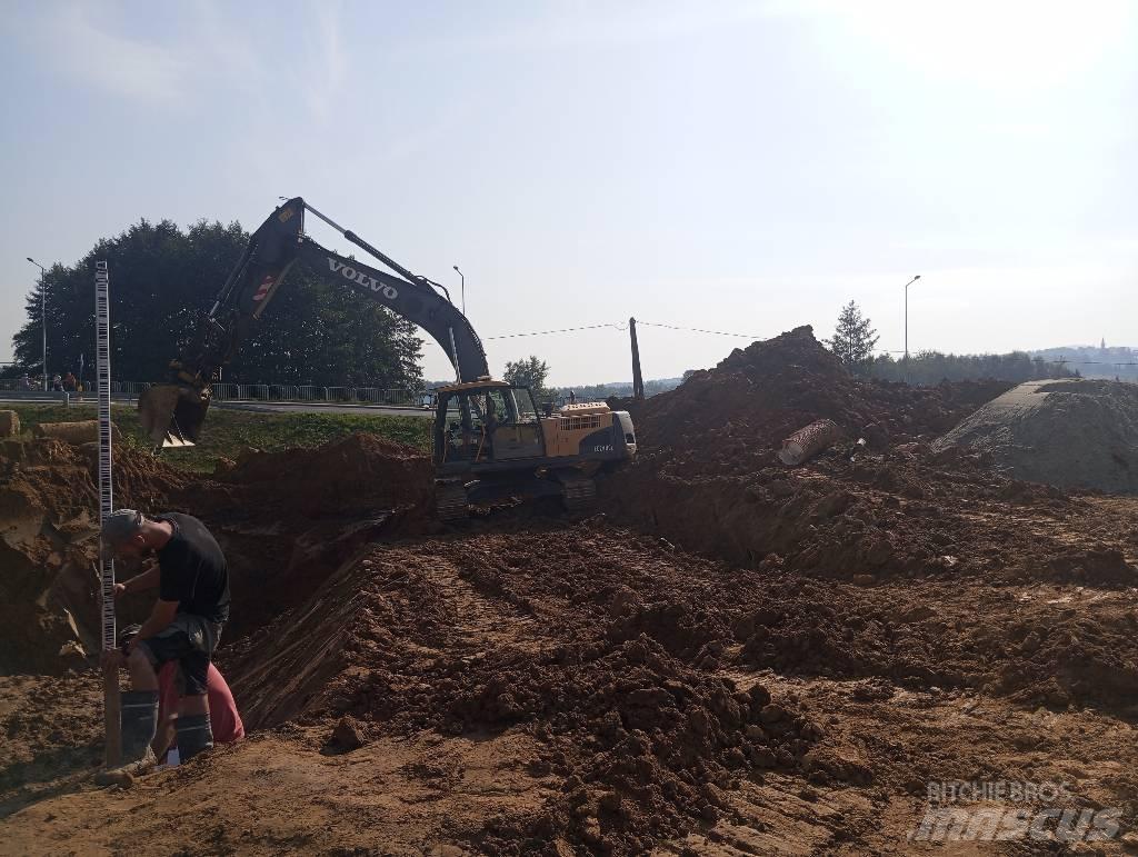 Volvo EC 240 C LD Kāpurķēžu ekskavatori