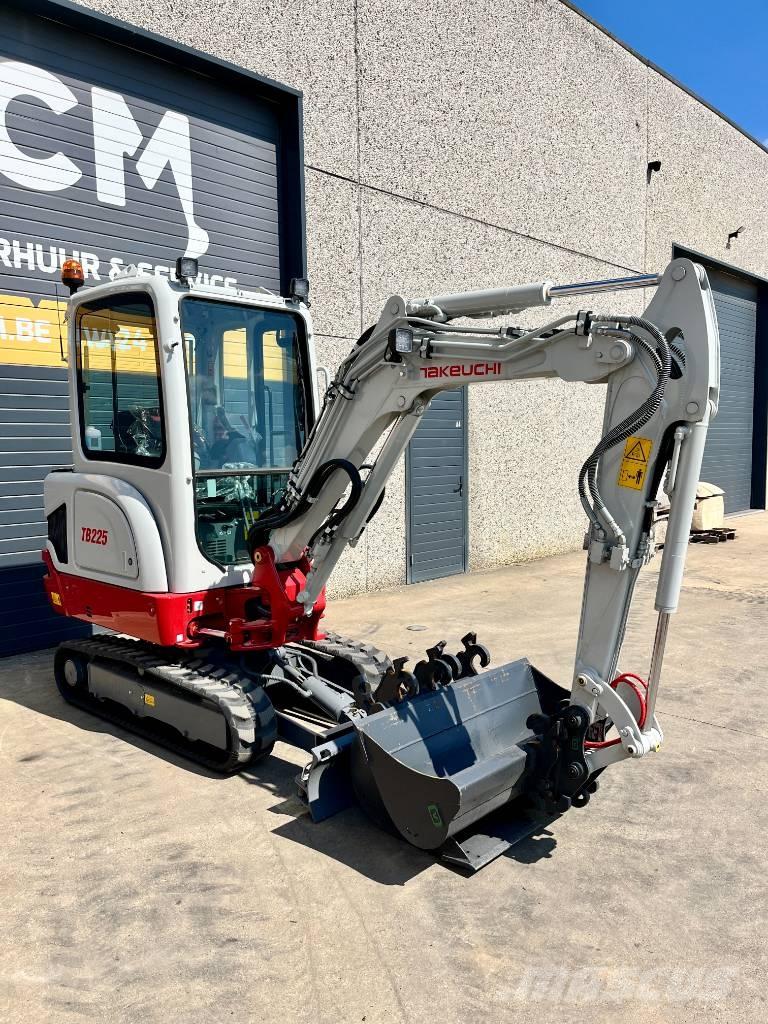 Takeuchi TB 225 Mini ekskavatori < 7 t