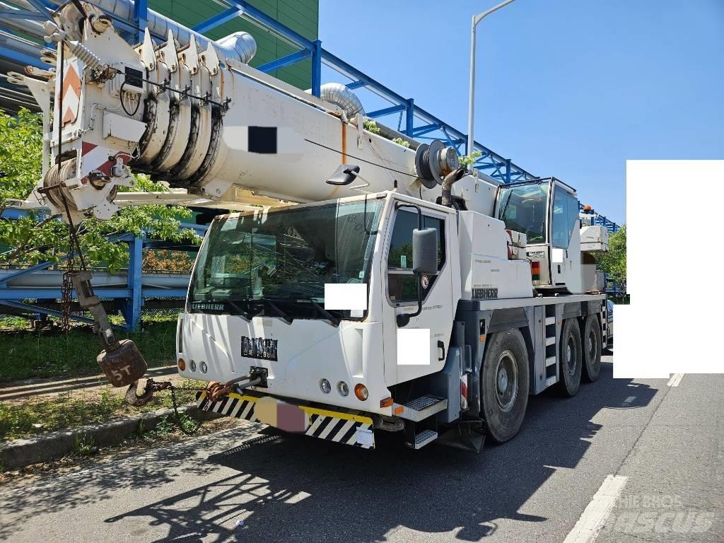 Liebherr LTM 1055 Visurgājēji celtņi