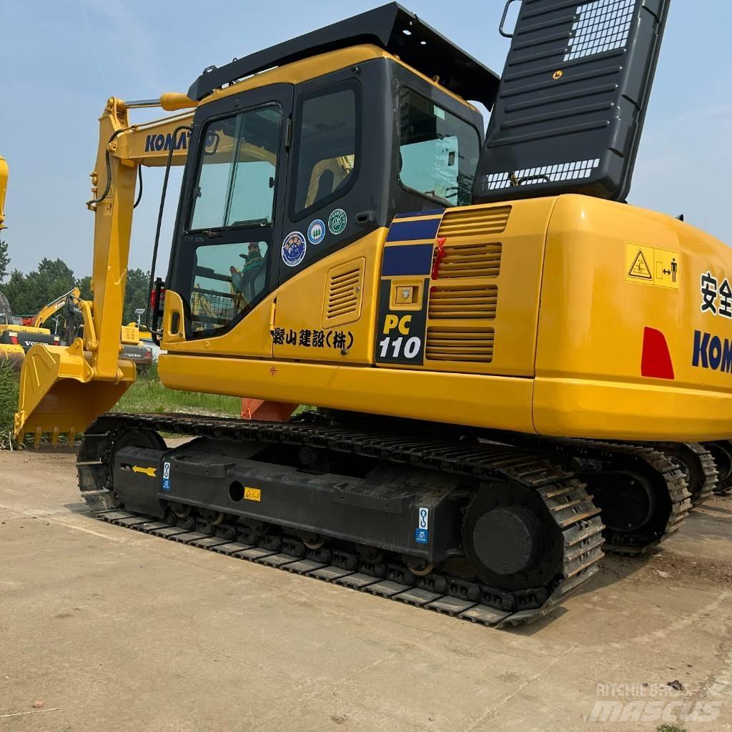 Komatsu 110 Kāpurķēžu ekskavatori