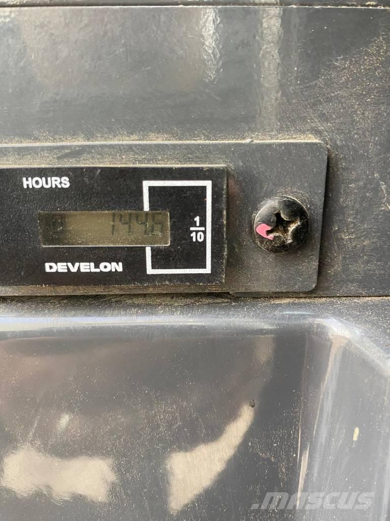 Develon DX 27 Z-7 Mini ekskavatori < 7 t