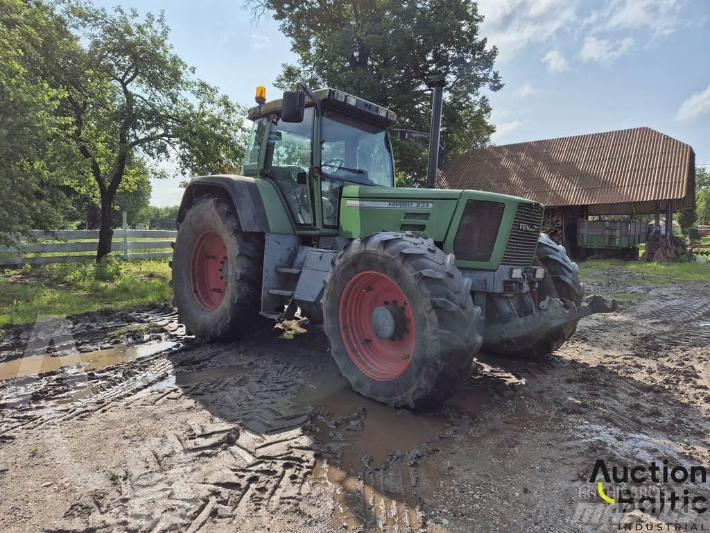 Fendt Favorit 824 Traktori