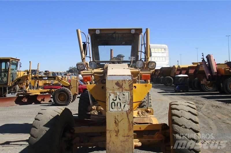 CAT 160H Greideri