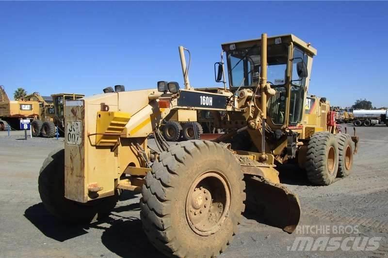 CAT 160H Greideri