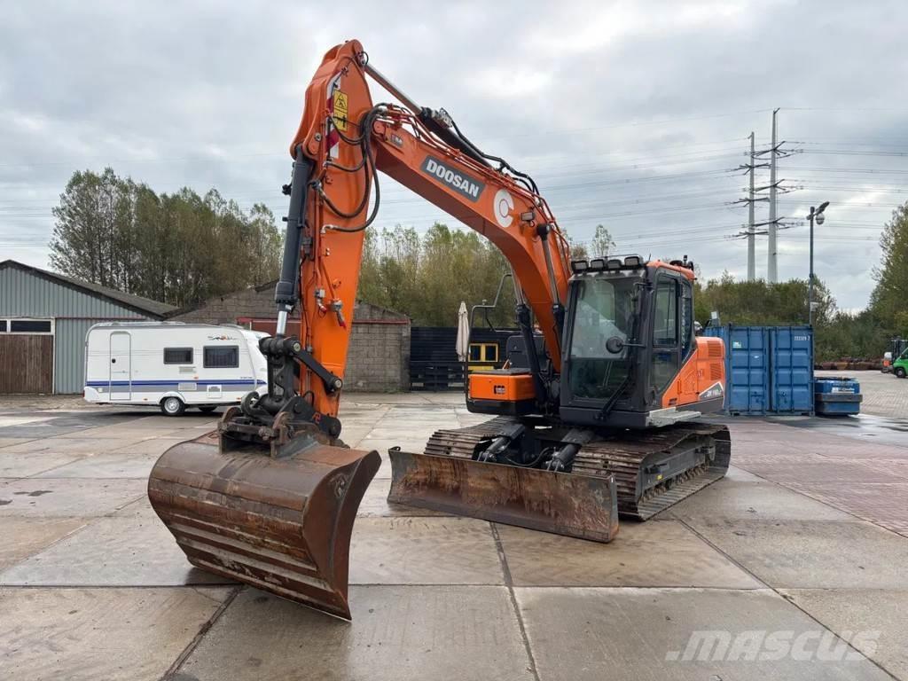 Doosan DX140LC-7 Kāpurķēžu ekskavatori