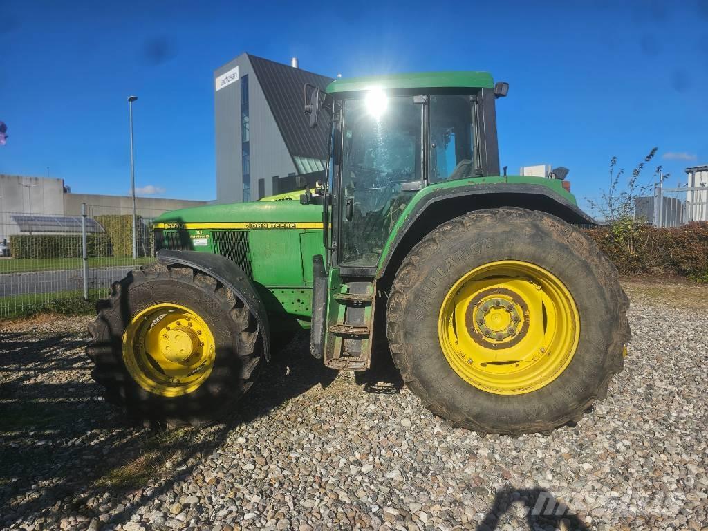 John Deere 6910 Traktori