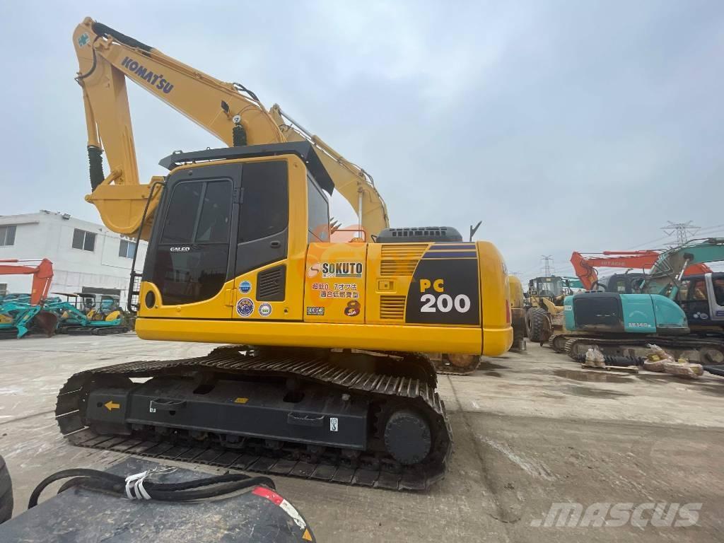Komatsu PC 200-8 Kāpurķēžu ekskavatori
