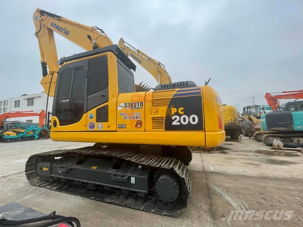Komatsu PC 200-8 Kāpurķēžu ekskavatori