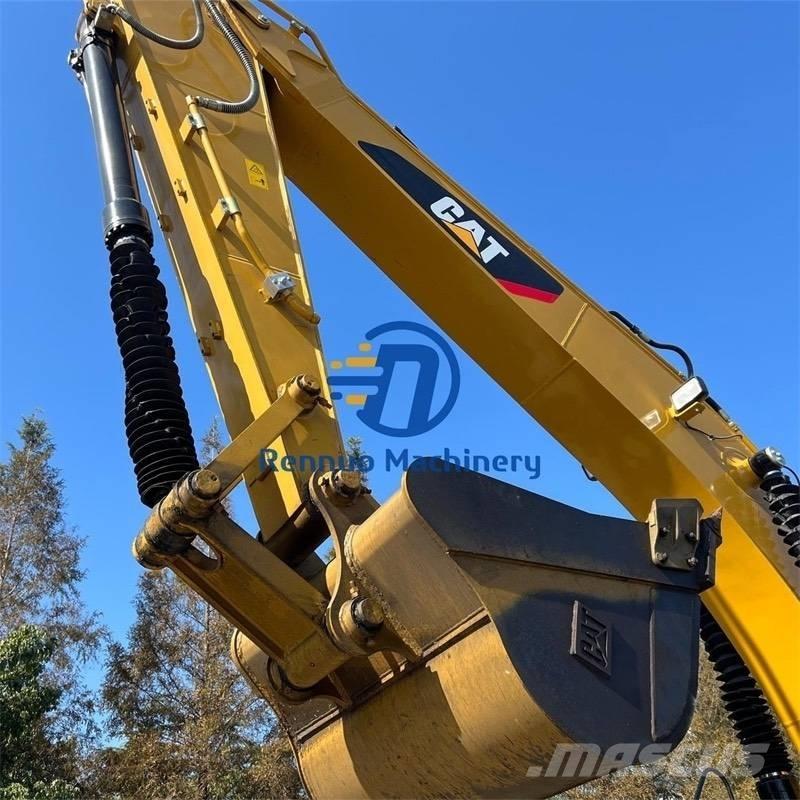 CAT 323D2 Kāpurķēžu ekskavatori