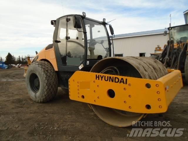 Hyundai HR 120 C-9 Vienvalča grunts veltņi