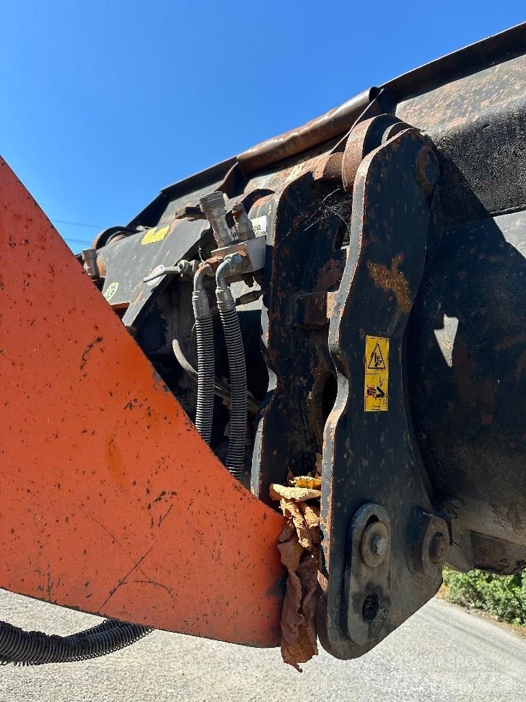 Fiat-Kobelco W 110 Iekrāvēji uz riteņiem
