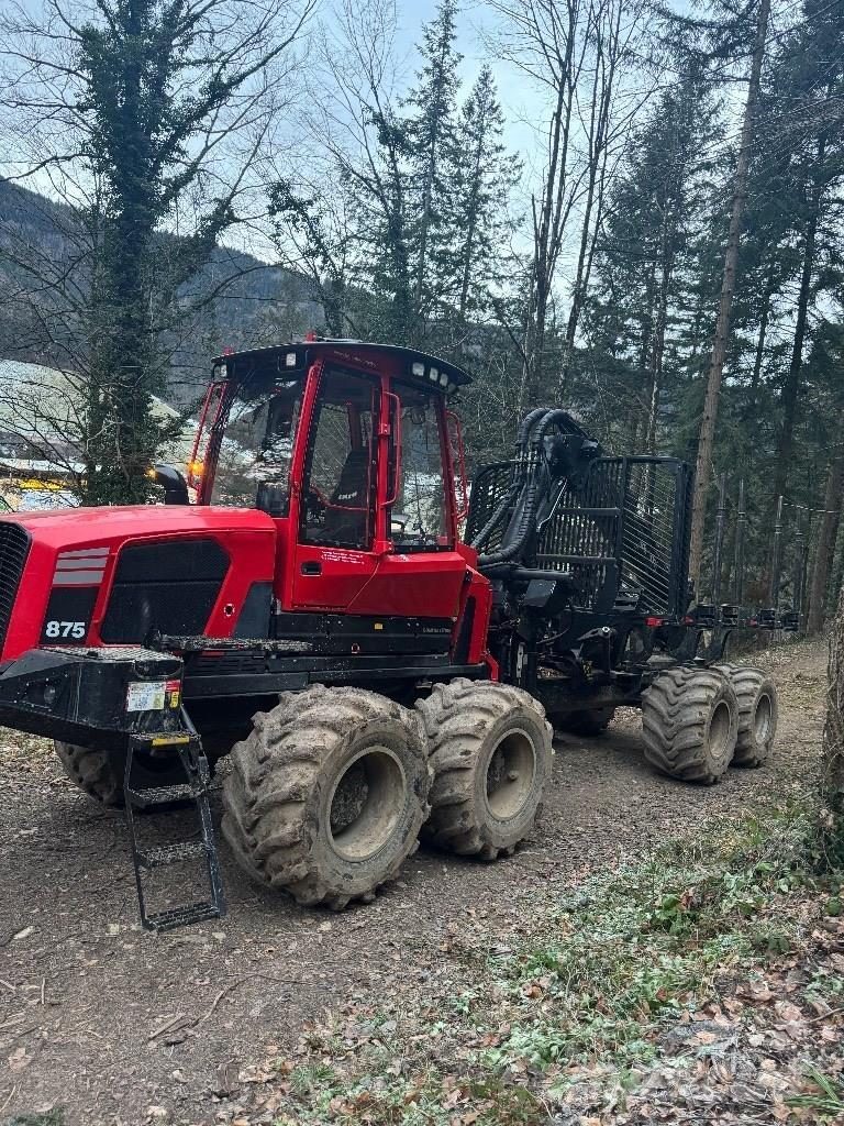 Komatsu 875 Forvarderi