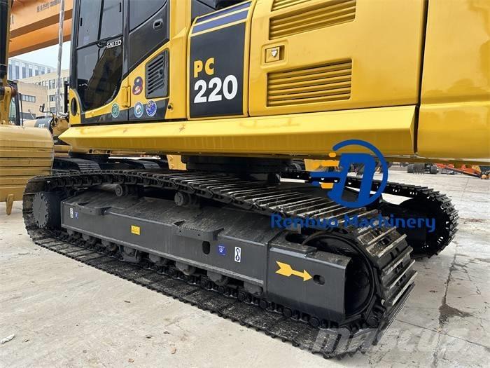 Komatsu PC 220-8 Kāpurķēžu ekskavatori