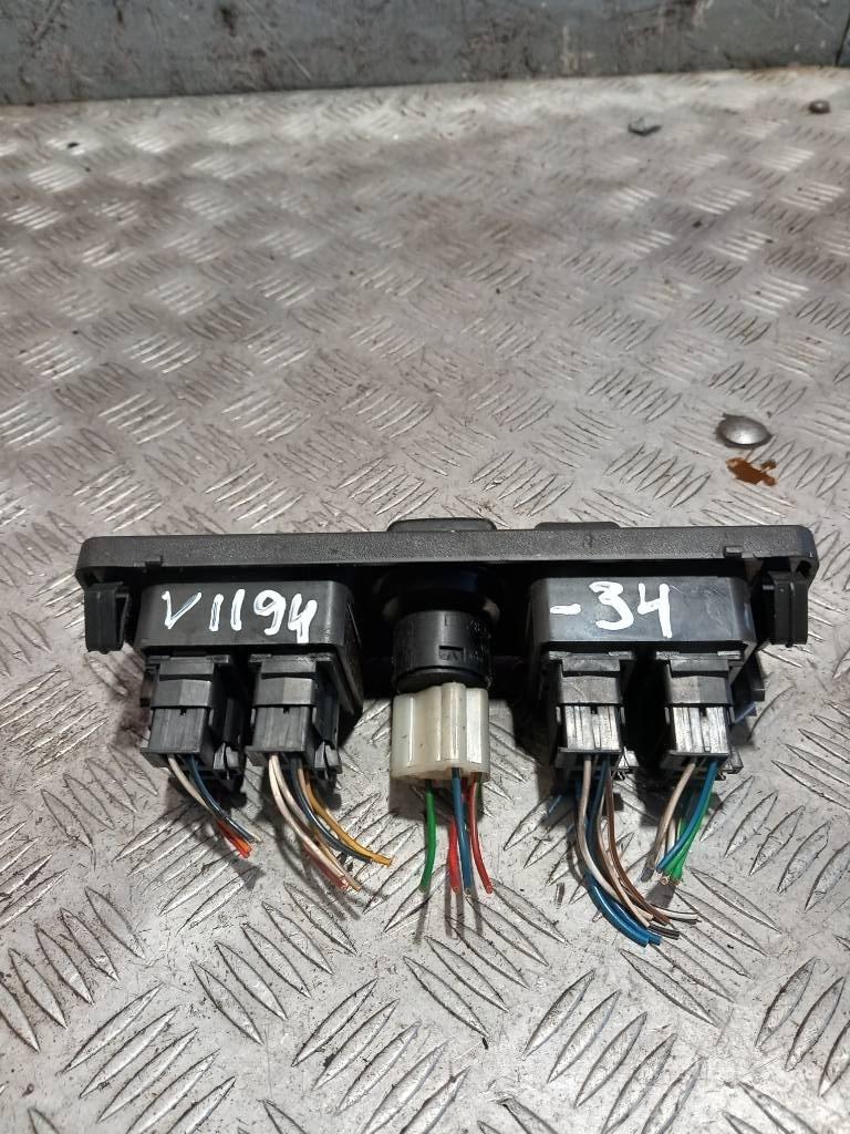 Volvo FH 12   1099865 Kabīnes un interjers