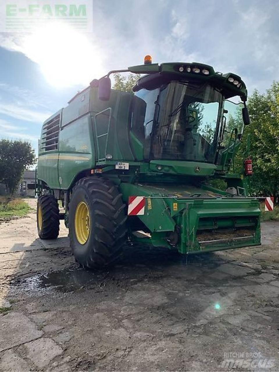 John Deere t660 Ražas novākšanas kombaini