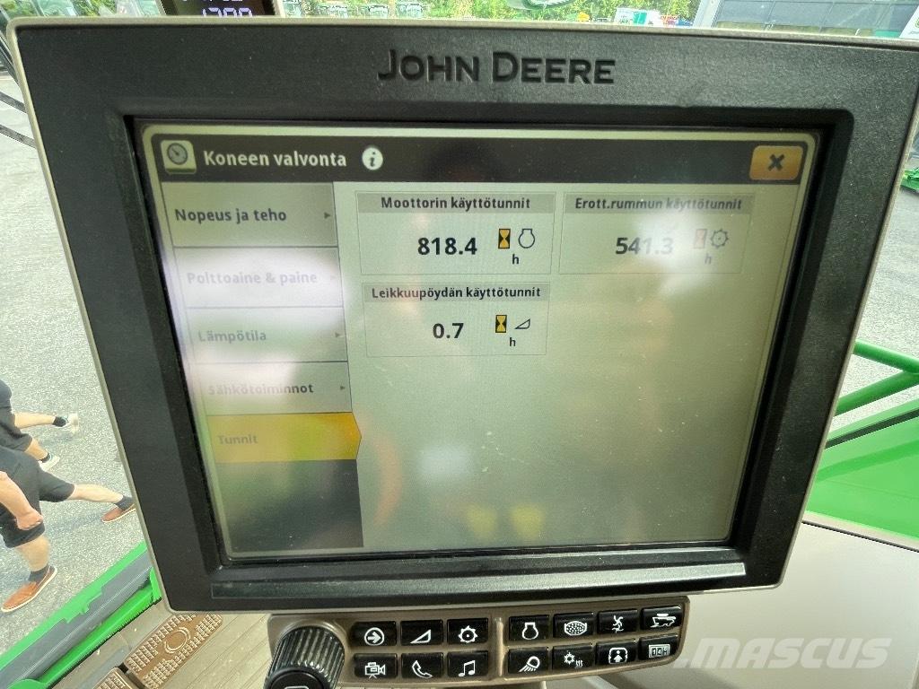 John Deere S760i Ražas novākšanas kombaini