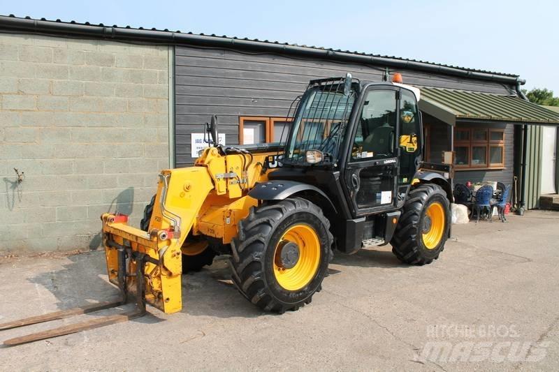 JCB 535-95 Teleskopiskie manipulatori