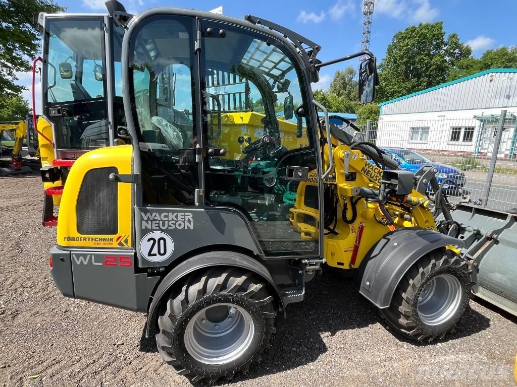 Wacker Neuson WL 25 Iekrāvēji uz riteņiem