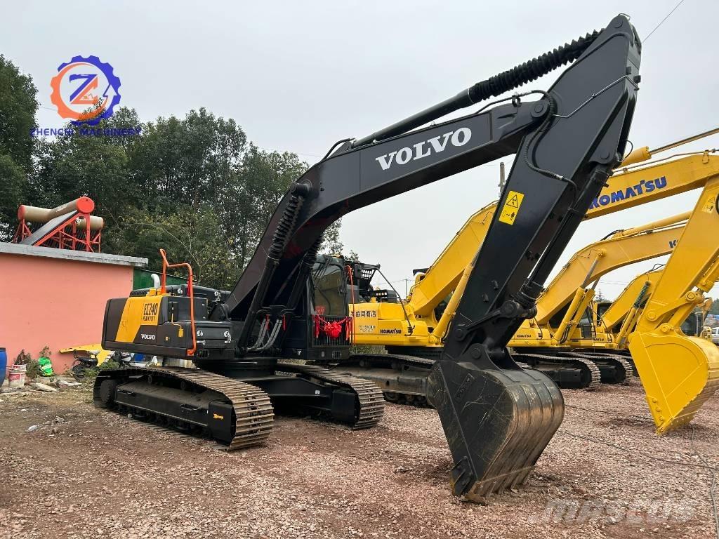 Volvo EC 240 Kāpurķēžu ekskavatori