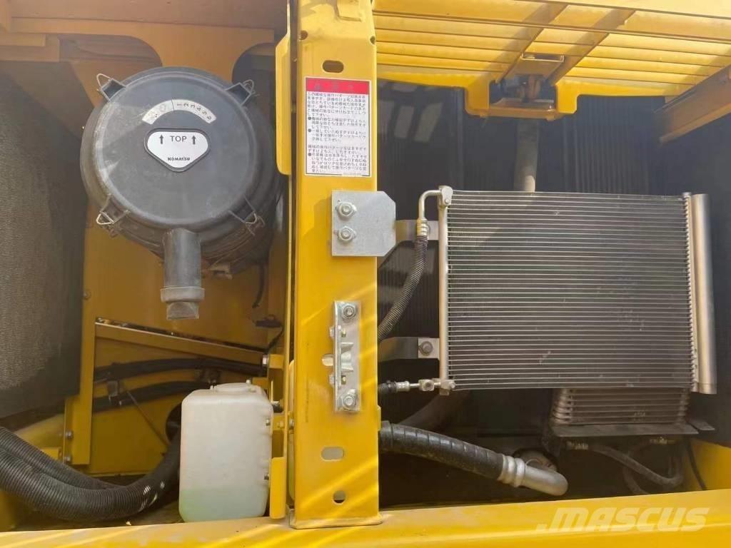 Komatsu PC 200 8N Kāpurķēžu ekskavatori